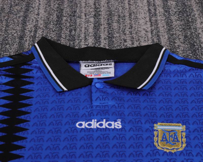 Retro Kids 1994 Argentina away Size: 16-28