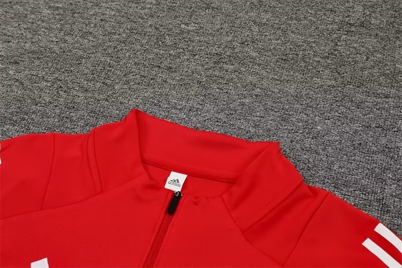 2024/2025 Manchester United Half-Pull Training Wear Red Football Shirt