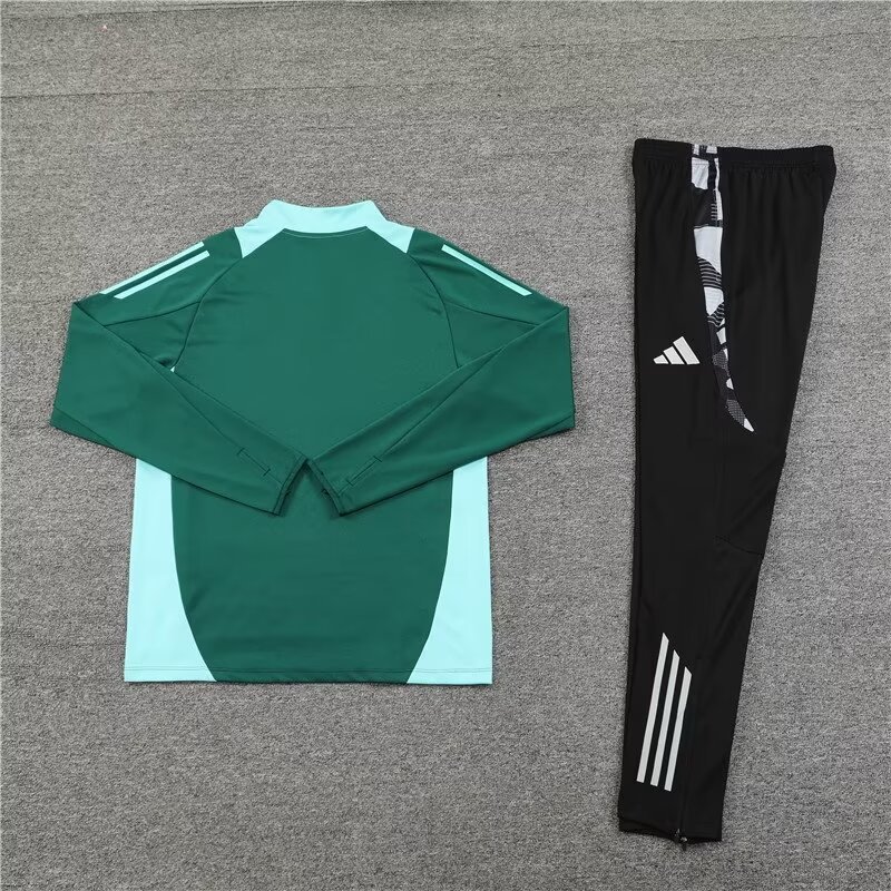 2024/2025 Manchester United Half-Pull Training Wear Green Football Shirt Kids Size