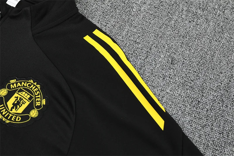 2025/2026 Manchester United Half-Pull Training Wear Football Shirt Kids Size