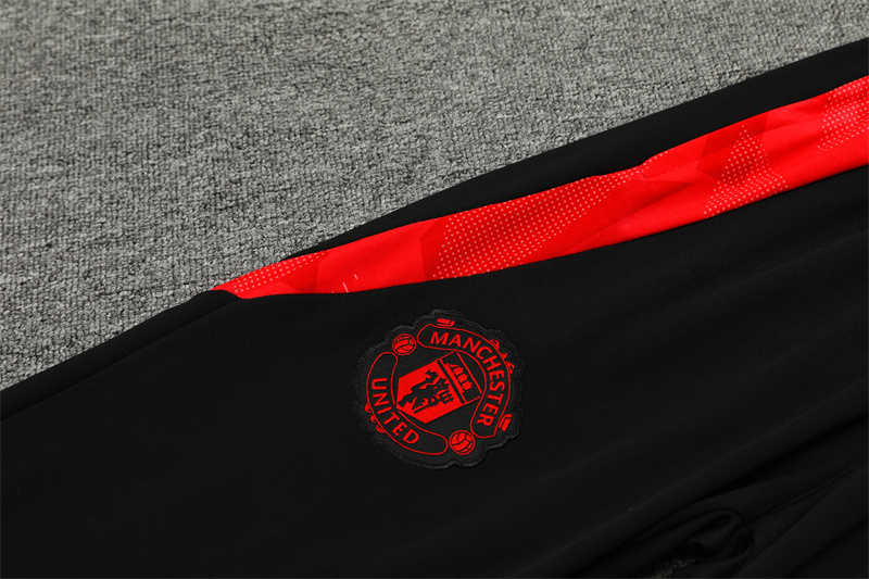 2024/2025 Manchester United Half-Pull Training Wear Red and black Football Shirt Kids Size