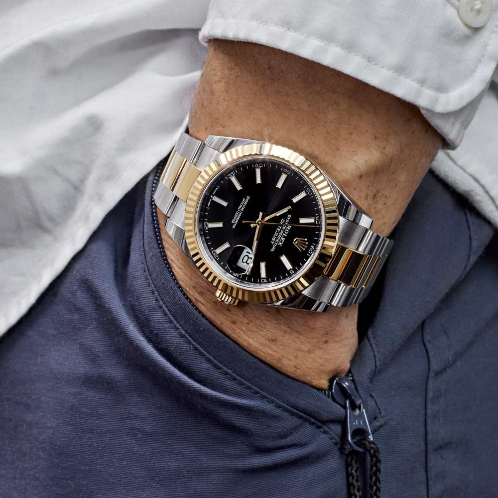 2025 Watch Datejust 126333 Yellow Gold Stainless Steel Black Dial Oyster