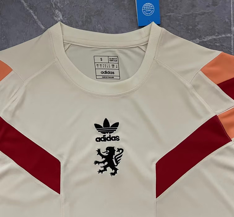 2024-2025 Olympique Lyonnais Beige Thailand Training Jersey AAA-2786