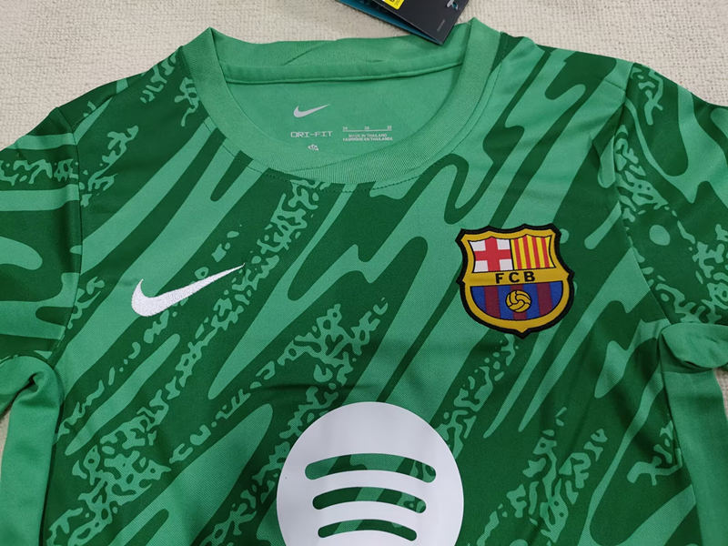 2024-2025 Barcelona Goalkeeper Green Kid/Youth Soccer Uniform-507