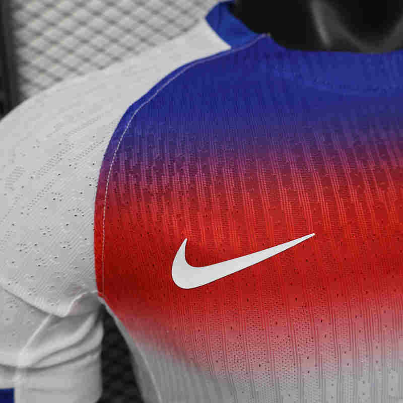 Player Version 2025-26 England Home White Thailand Soccer Jersey AAA-888