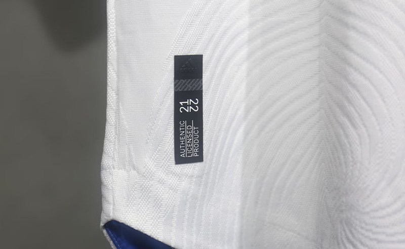 (S-3XL) Player Version 2021-2022 Retro Version Real Madrid Home White Thailand Soccer Jersey AAA-518