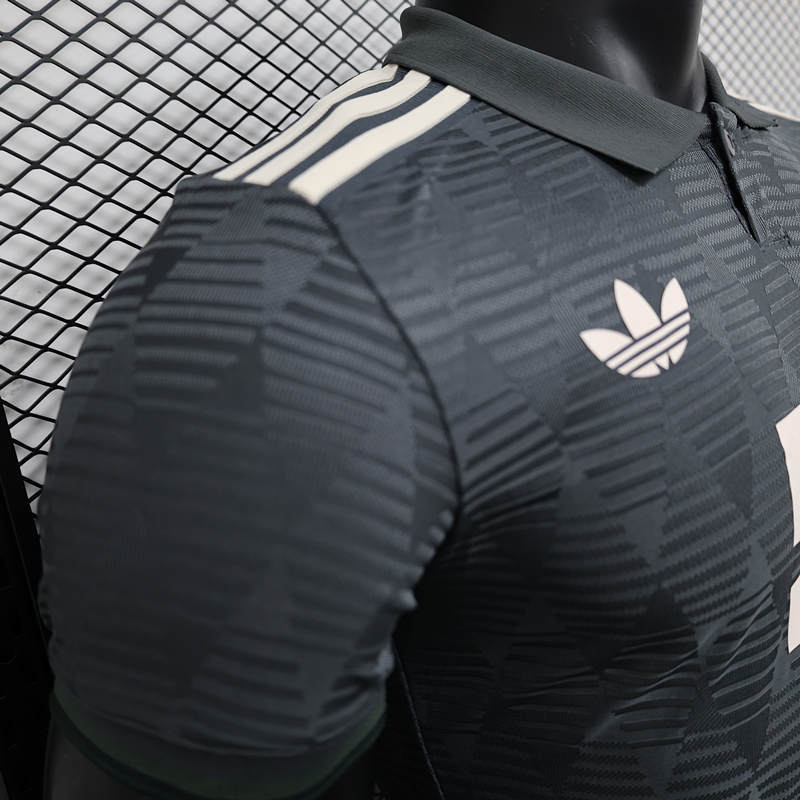 Player Version 2024-2025 Beer Version Bayern München Black Thailand Soccer Jersey AAA-888