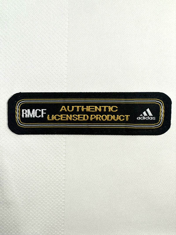Retro Version 01-02 Real Madrid Home White Thailand Soccer Jersey AAA-811
