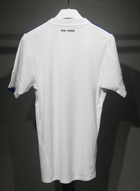 Player Version Retro Version 2010-2011 Real Madrid Home White Thailand Soccer Jersey AAA-4563
