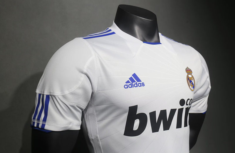 Player Version Retro Version 2010-2011 Real Madrid Home White Thailand Soccer Jersey AAA-4563