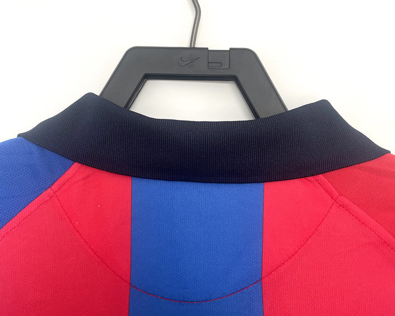 Retro Version 01-02 Barcelona Home Red&Blue Thailand Soccer Jersey AAA-811