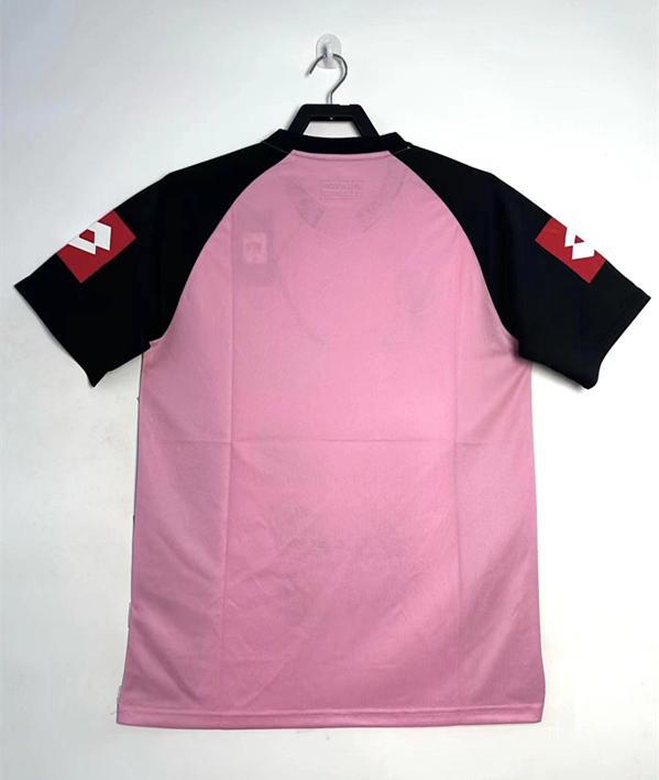 Retro Version 02-03 Juventus Pink&Black Thailand Soccer Jersey AAA-811