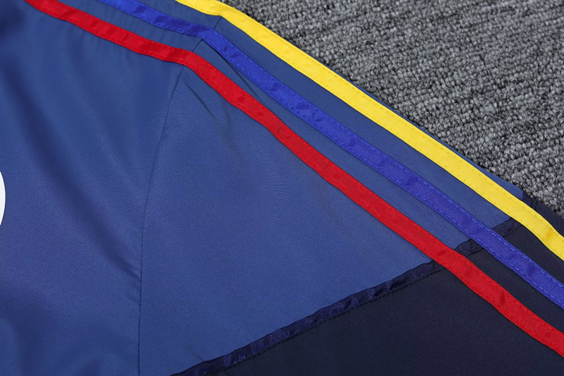 2024-2025 Colombia Blue Thailand Trench Coats With Hat-0255