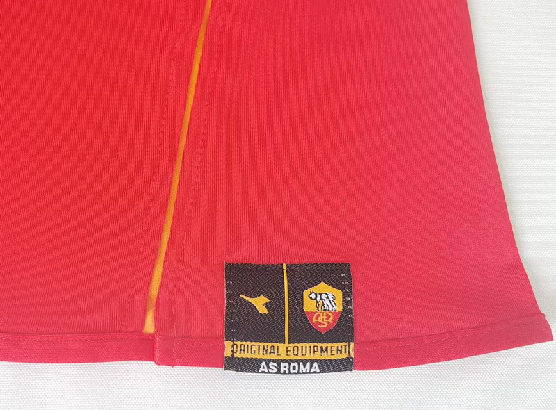 Retro Version 04-05 Roma Home Red Thailand Soccer Jersey AAA-503