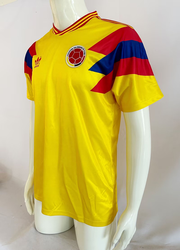 Retro Version 1990 Colombia Home Yellow Thailand Soccer Jersey AAA-503
