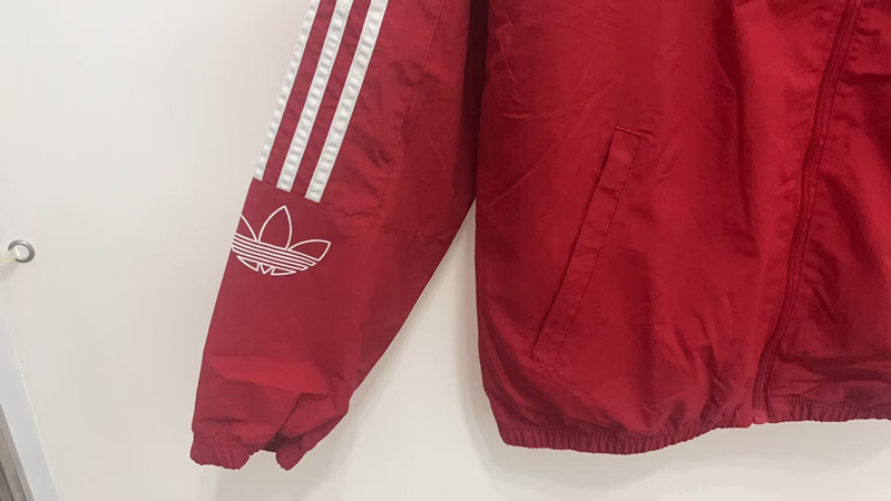 2024-2025 Adidas Red Thailand Trench Coats With Hat-0255