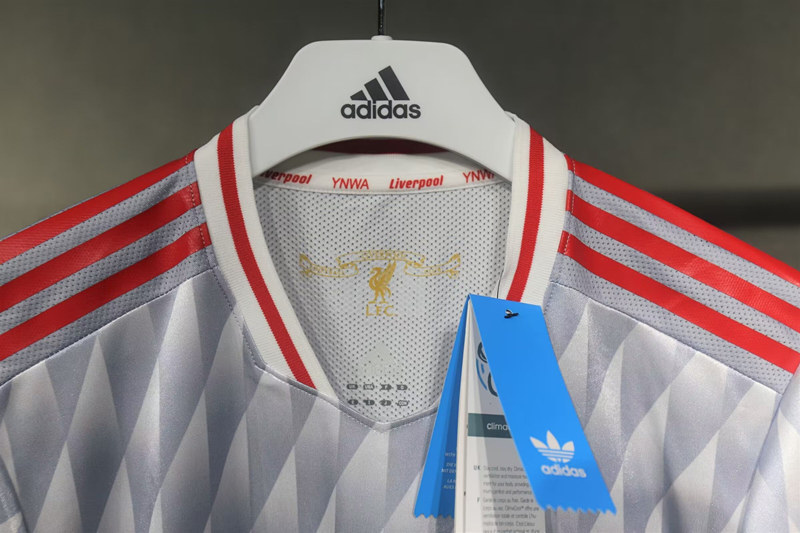 (S-3XL) Player Version 2024-2025 The Beatles Joint Version Liverpool White Thailand Soccer Jersey AAA-518