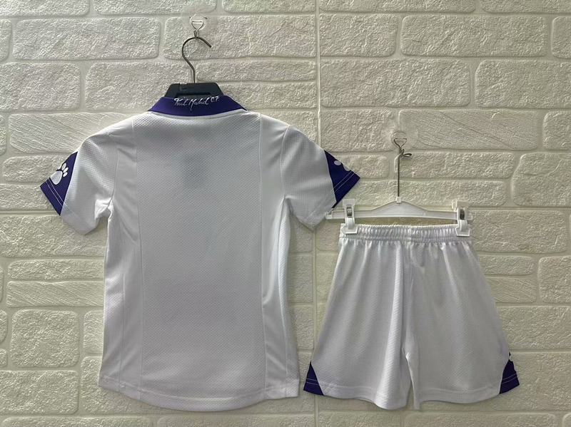 Retro Version 05-06 Real Madrid Home White Kids/Youth Soccer Uniform-5074