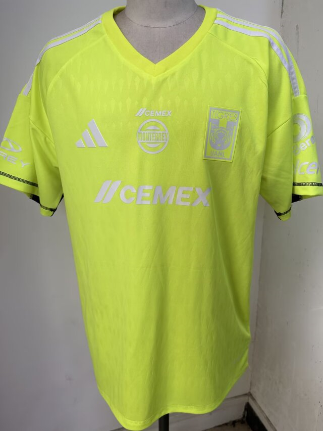 (S-3XL) 2024-2025 Tigres UANL Goalkeeper Fluorescent Green Thailand Soccer Jersey AAA-912