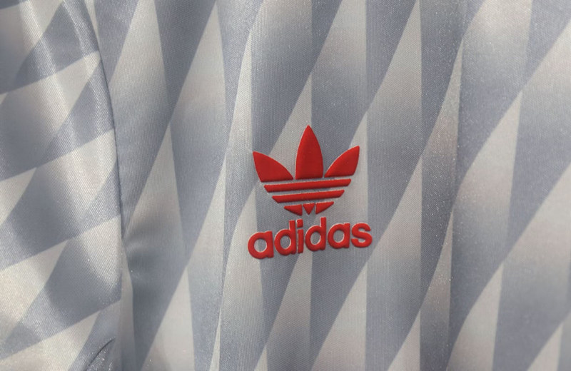 (S-3XL) Player Version 2024-2025 The Beatles Joint Version Liverpool White Thailand Soccer Jersey AAA-518