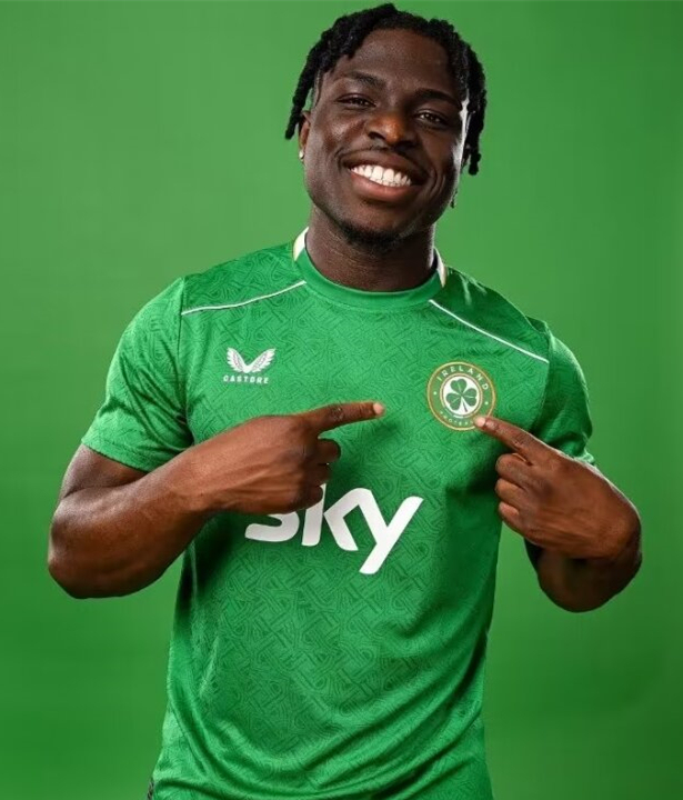 Pre-sale 2024-2025 Ireland Home Green Thailand Soccer Jersey AAA