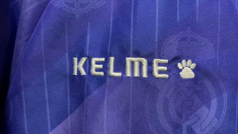 Retro Version 96-97 Real Madrid Purple&White ouble-Sided Wear Thailand Trench Coats-0255