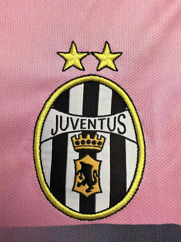 Retro Version 02-03 Juventus Pink&Black Thailand Soccer Jersey AAA-811