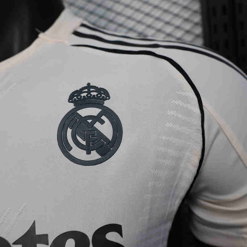 Player Version 2025-2026 Special Version Real Madrid Beige Thailand Soccer Jersey AAA-888