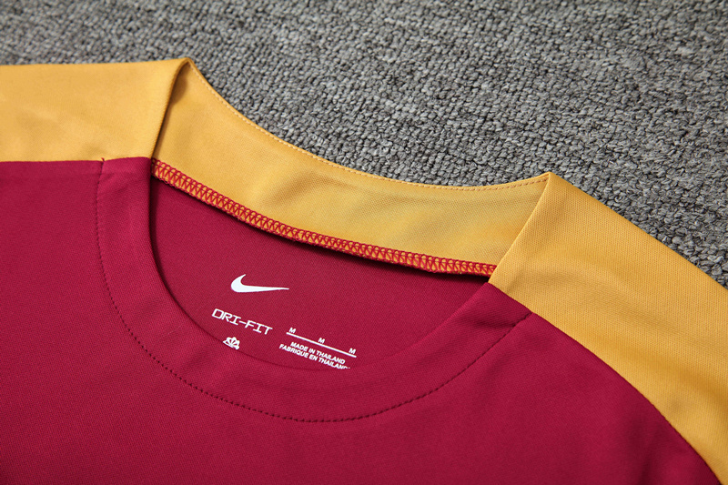 2024-25 Barcelona Red Thailand Soccer Uniform-418