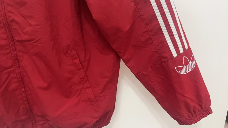 2024-2025 Adidas Red Thailand Trench Coats With Hat-0255