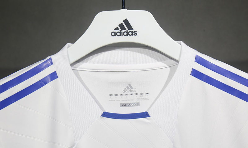 Player Version Retro Version 2010-2011 Real Madrid Home White Thailand Soccer Jersey AAA-4563