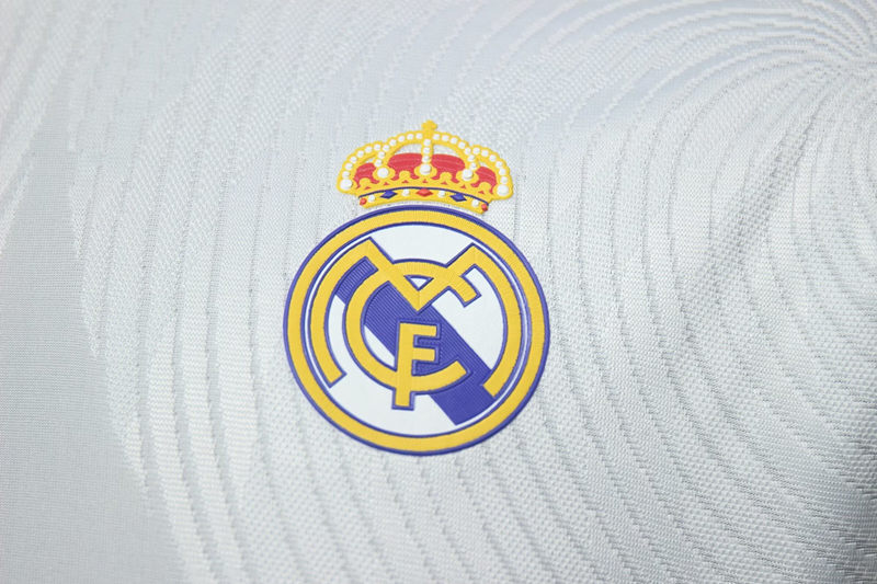 Player Version Retro Version 2021-2022 Real Madrid Home White LS Thailand Soccer Jersey AAA-4563