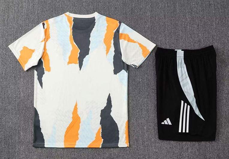 2025-2026 Real Madrid Yellow&White Training Soccer Uniform-418