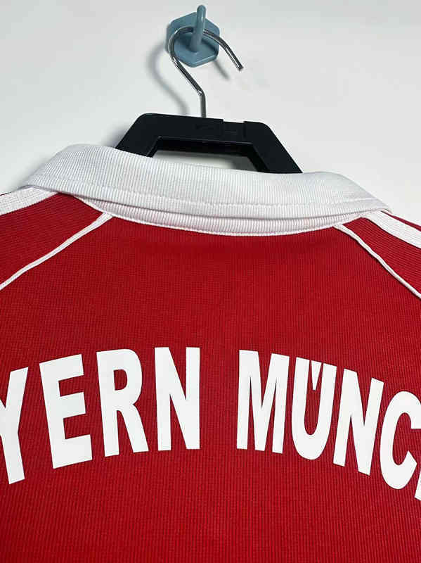 Retro Version 2006-2007 Bayern München Home Red Thailand Soccer Jersey AAA-811
