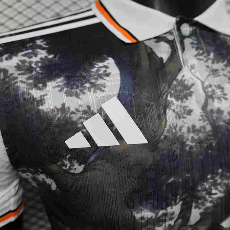 Player Version 2025-2026 Special Version Japan Black&White Thailand Soccer Jersey AAA-888