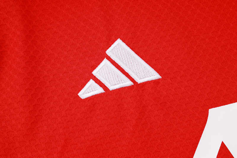 (With Chest Ad) 2025-2026 Liverpool Red Thailand Short-sleeved Soccer Tracksuit-815