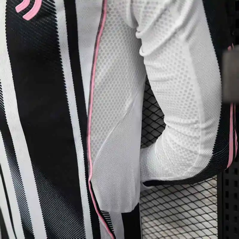Player Version 2025-2026 Juventus Home White & Black Thailand LS Soccer jersey-888
