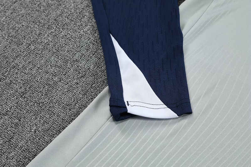 2025-2026 Inter Milan Light Grey Thailand Soccer Tracksuit-4627