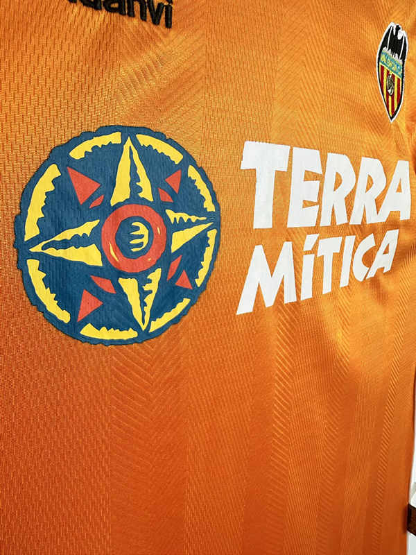 Retro Version 1999-2000 Valencia Away Orange Thailand Soccer Jersey AAA-811