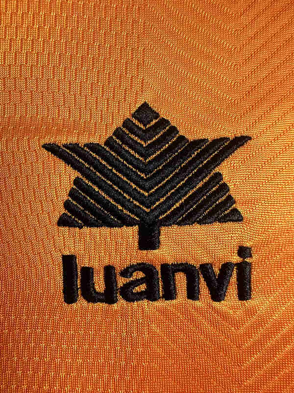 Retro Version 1999-2000 Valencia Away Orange Thailand Soccer Jersey AAA-811