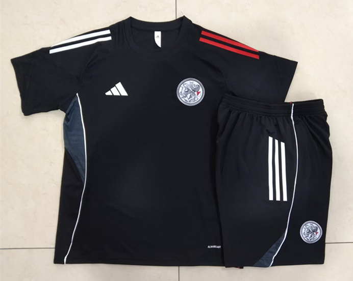 2025-2026 Ajax Black Short-sleeve Soccer Tracksuit Uniform-815