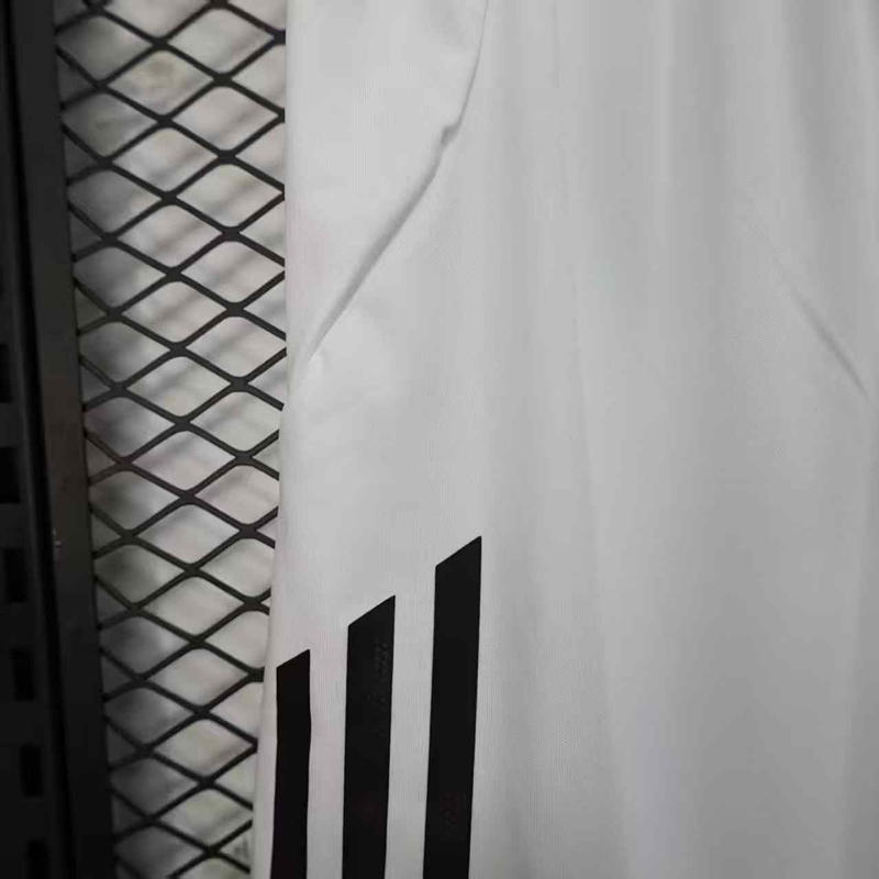 Player Version 2025-2026 Manchester United White Thailand Soccer Shorts-888