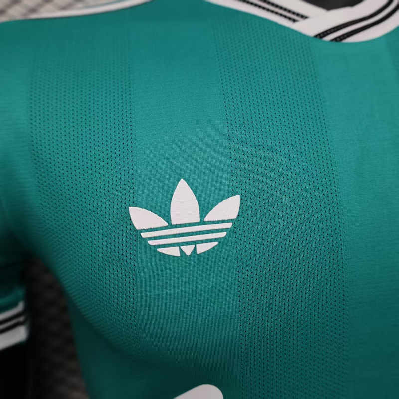 Player Version 2025-2026 Liverpool 2nd Away Green Thailand Soccer Jersey AAA-888
