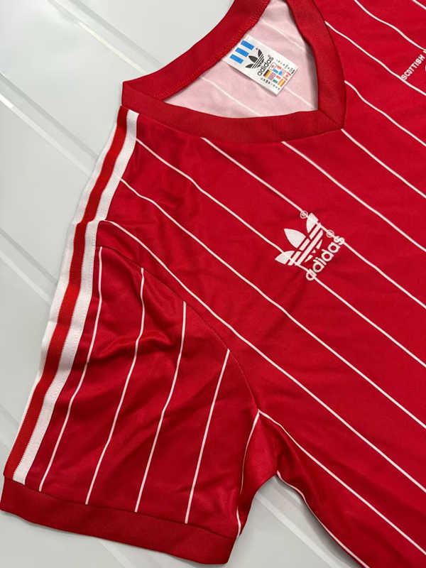 Retro Version 1982-1983 Aberdeen Home Red Thailand Soccer Jersey AAA-503