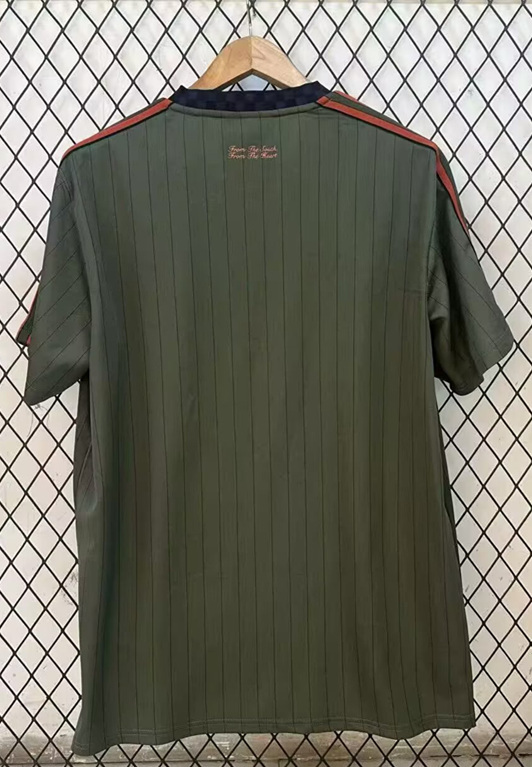 2025-2026 Retro Version Bayern München Green Thailand Soccer Jersey AAA-9070