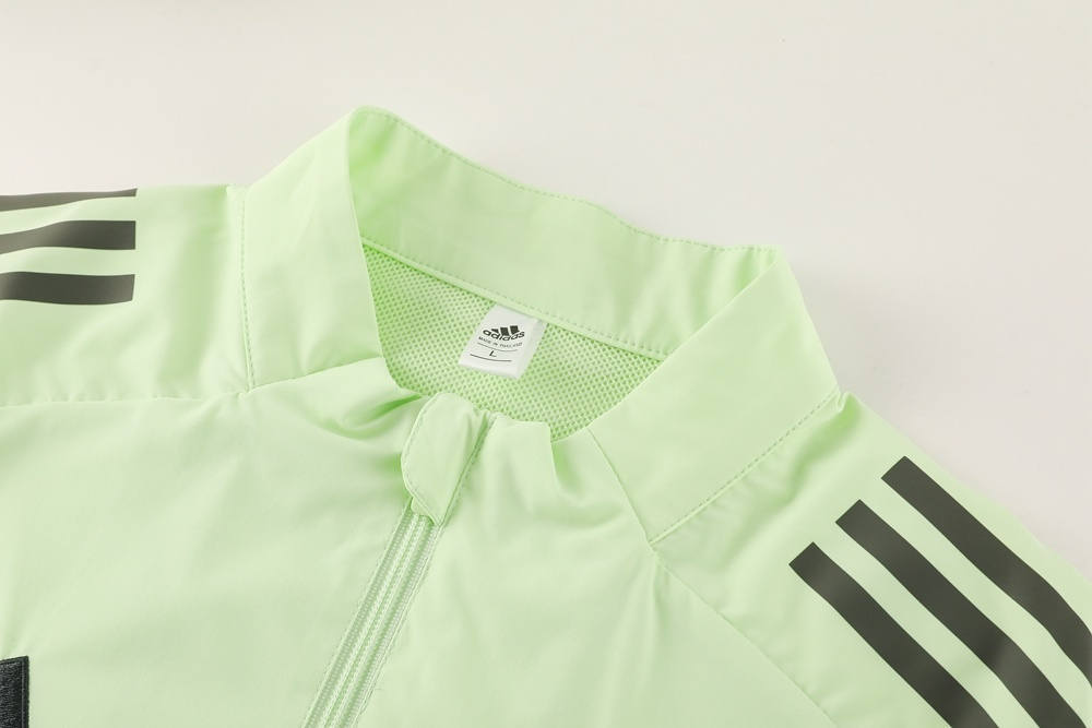 (S-3XL) 2025-2026 Real Madrid Light Green Thailand Trench Coats -LH