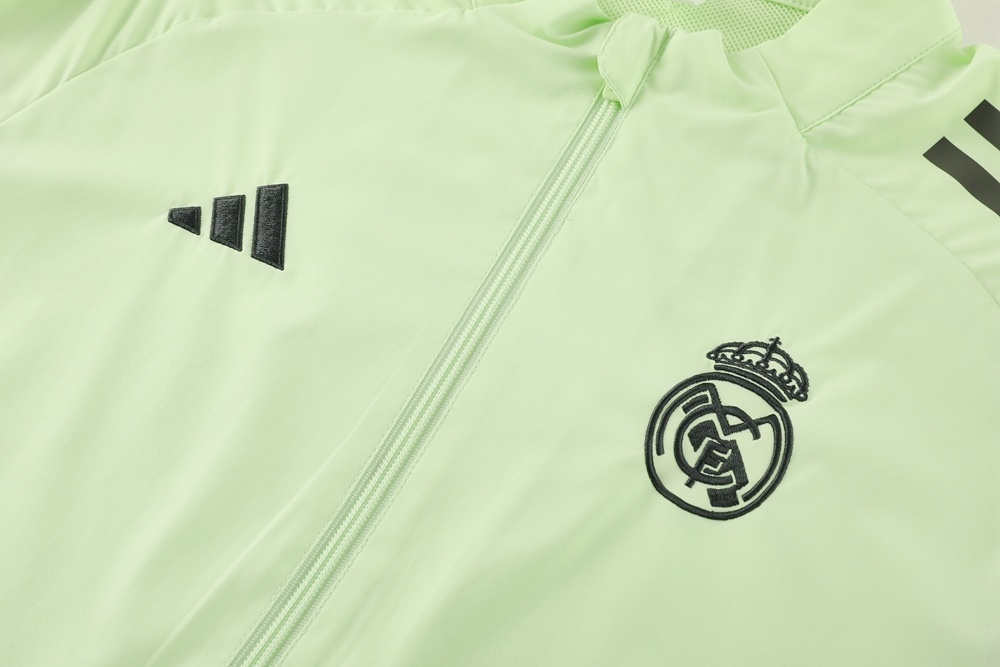 (S-3XL) 2025-2026 Real Madrid Light Green Thailand Trench Coats -LH
