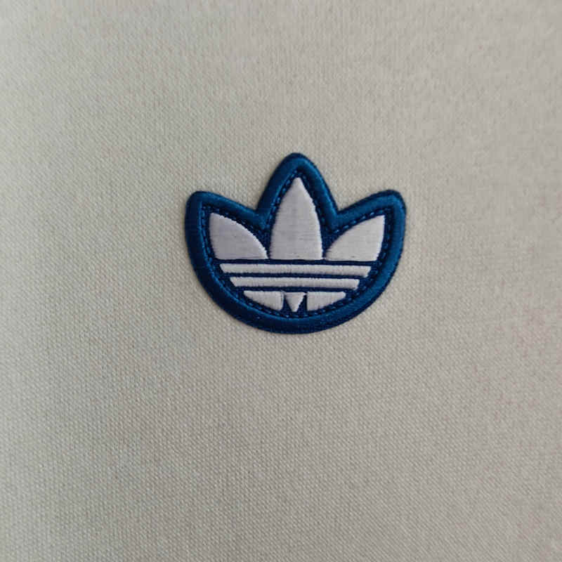 (S-3XL) Retro Embroidered Real Madrid White Hooded Thailand Soccer Tracksuit-CS