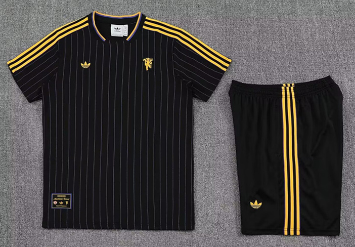 2025-2026 Manchester United Black Thailand Soccer Uniform-418