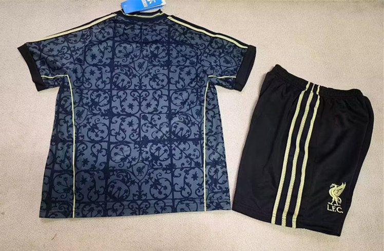 Retro Version 2026-2027 Liverpool Black Kids/Youth Soccer Uniform-507